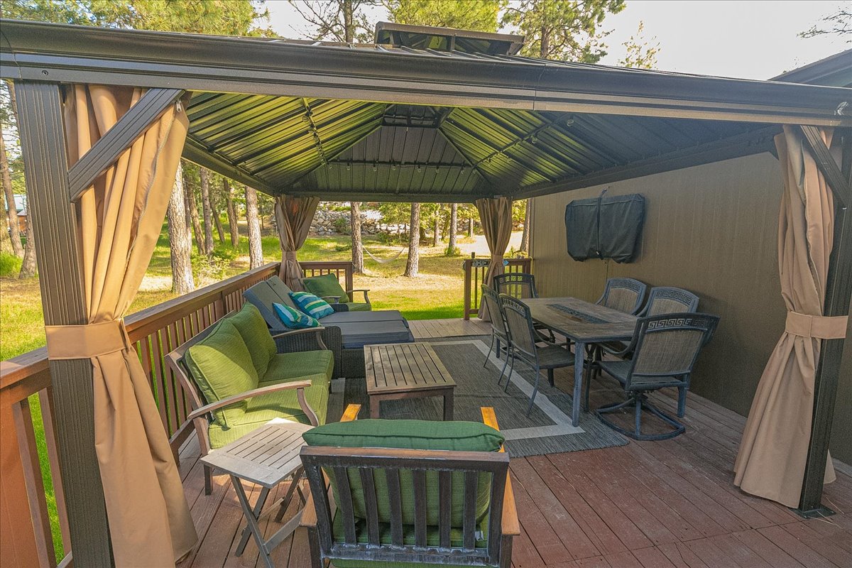 192 Kokanee Drive W Property Photo 35