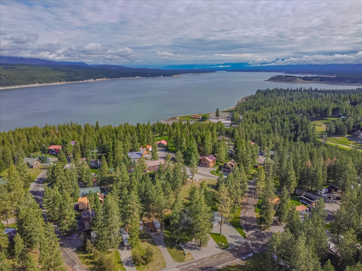 192 Kokanee Drive W Property Photo 43