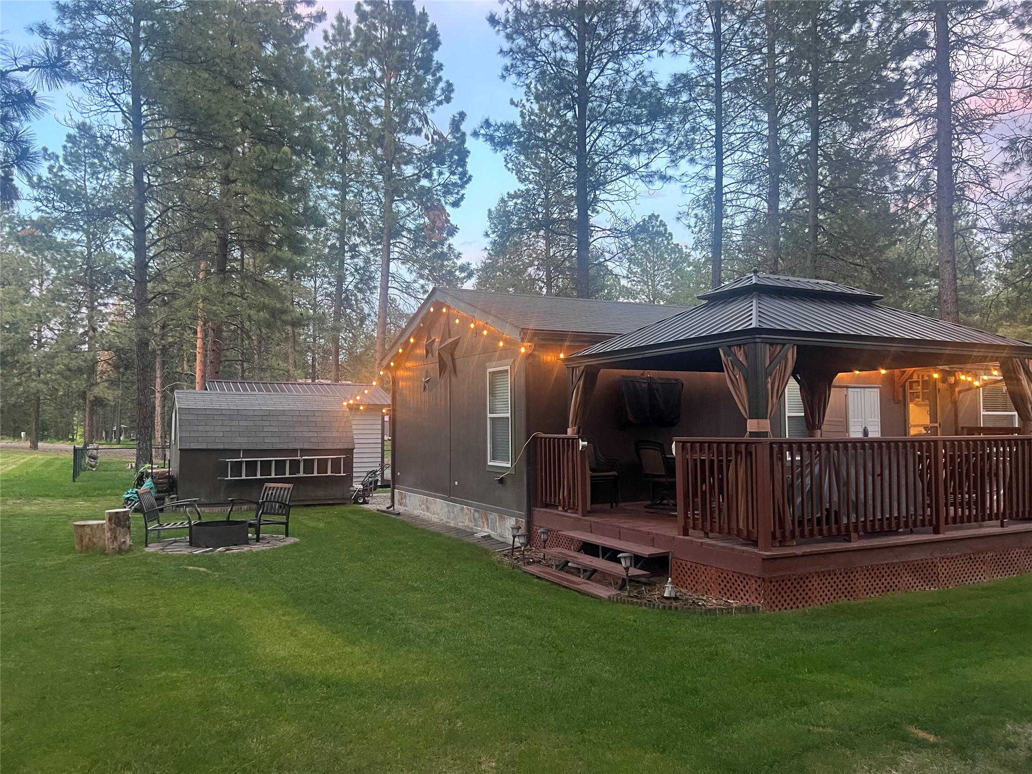 192 Kokanee Drive W Property Photo 46
