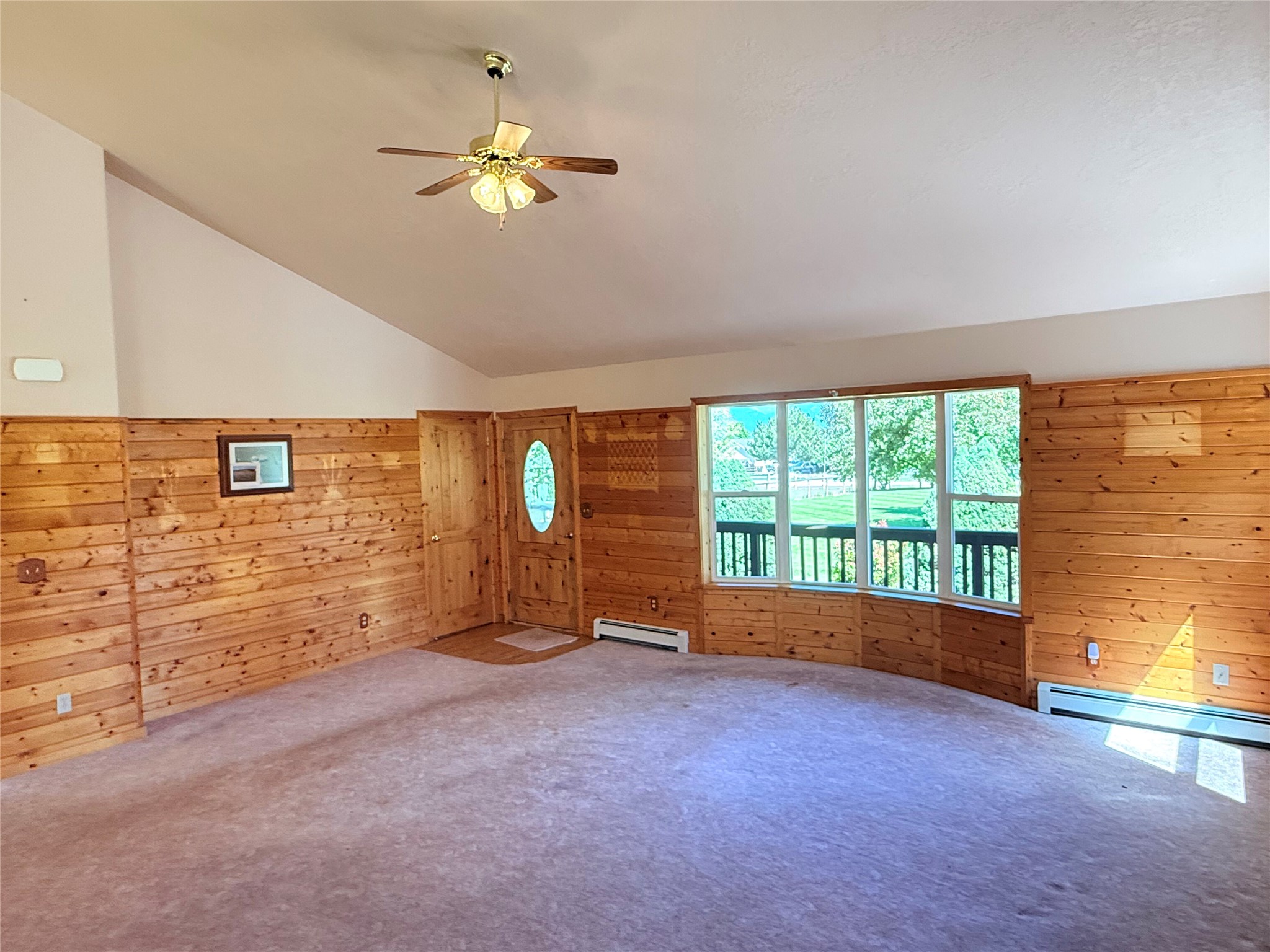 451 Powell Way Property Photo 8