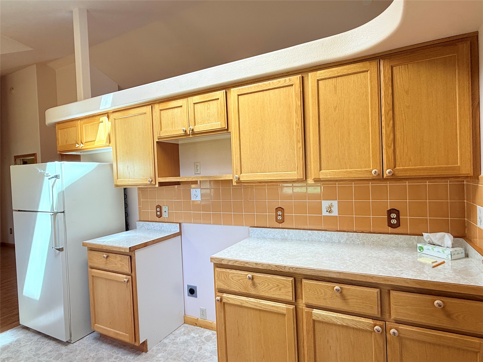 451 Powell Way Property Photo 13
