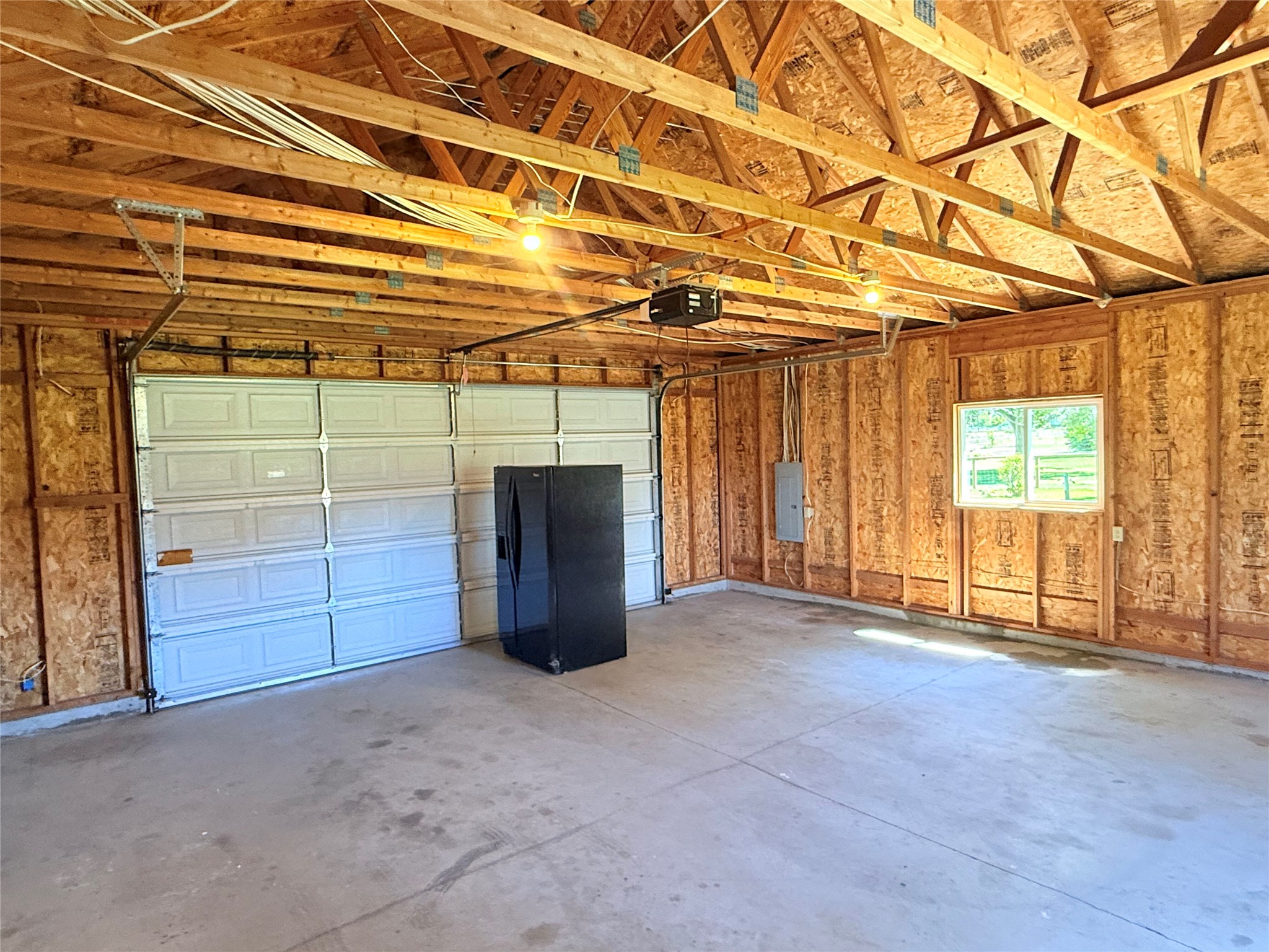 451 Powell Way Property Photo 25
