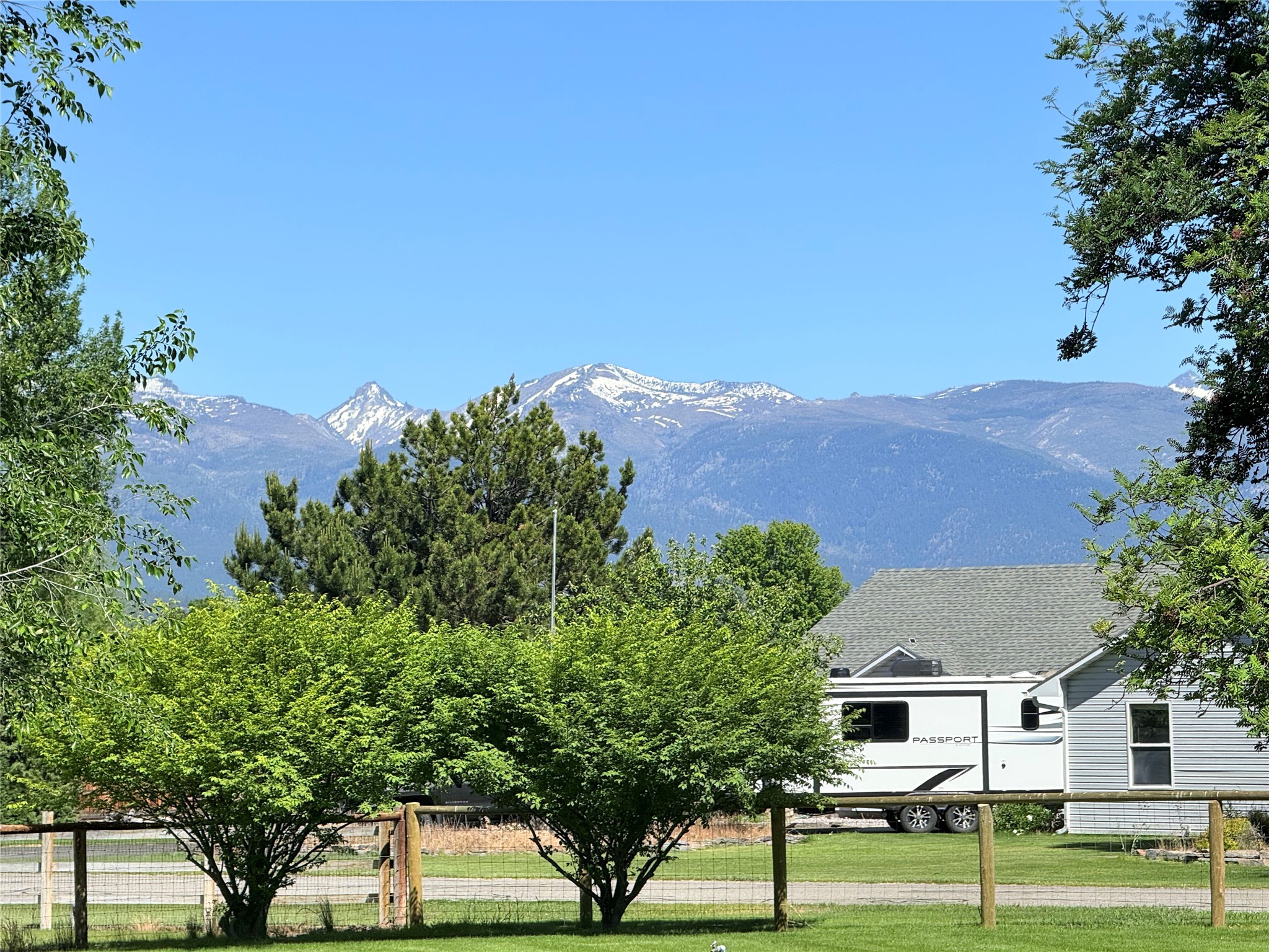 451 Powell Way Property Photo 39