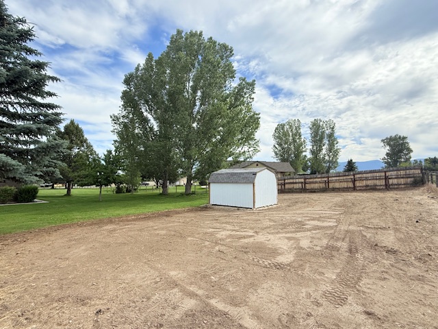 451 Powell Way Property Photo 44