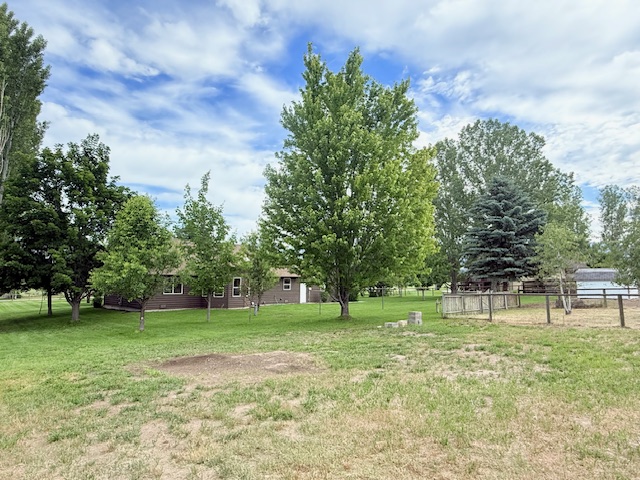 451 Powell Way Property Photo 46