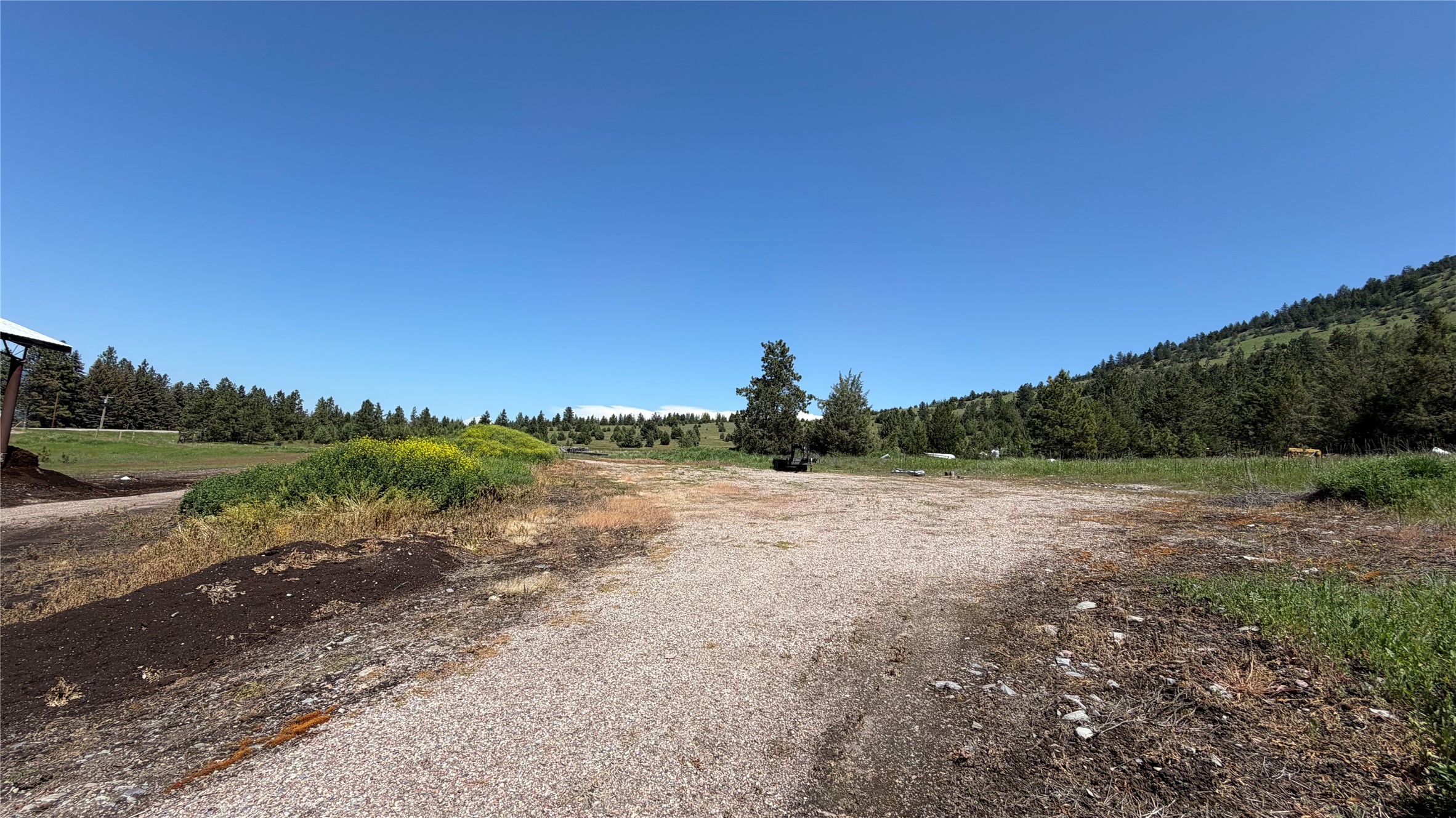 38261 Us Highway 93 Property Photo 20