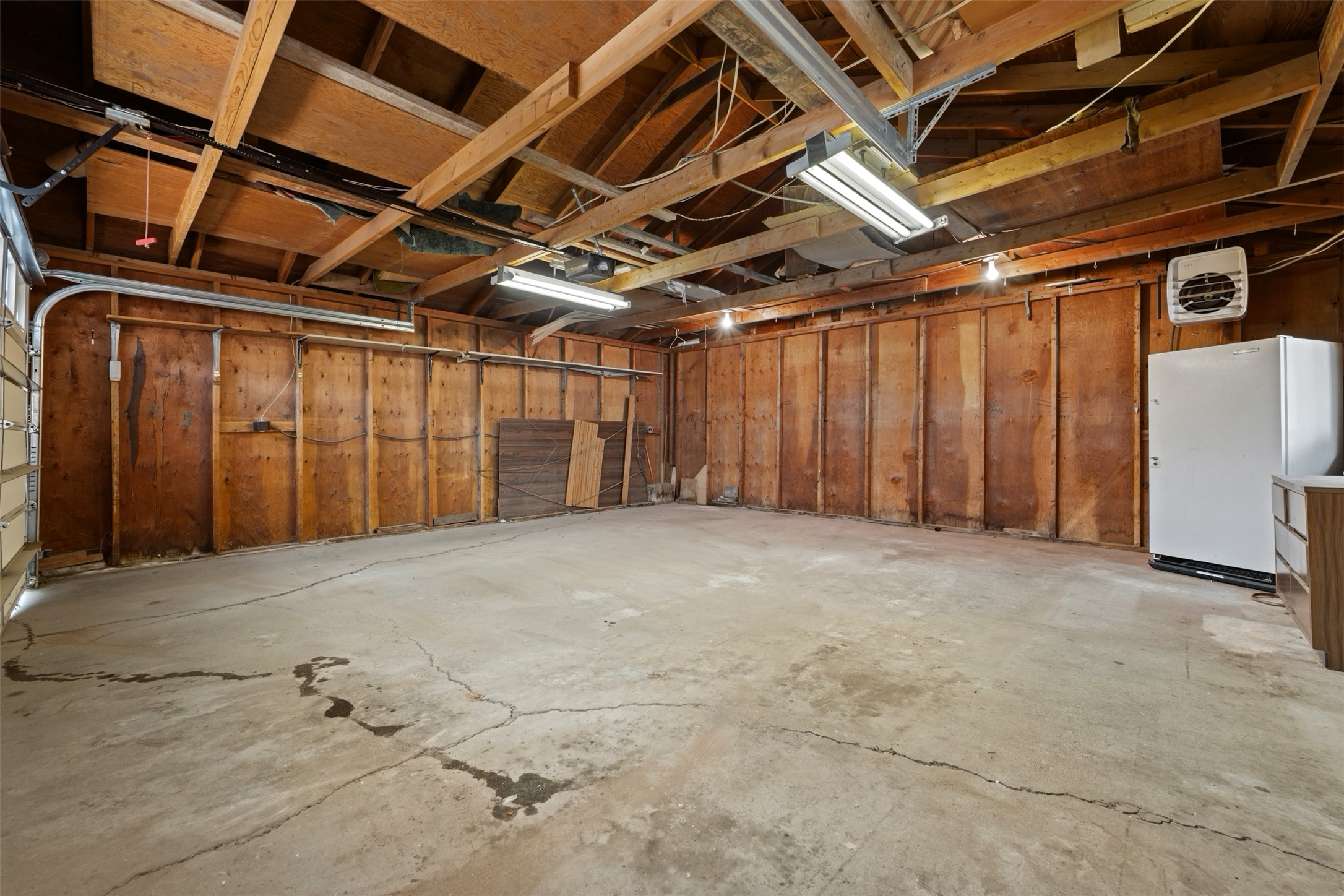 1909 Howard Street Property Photo 29