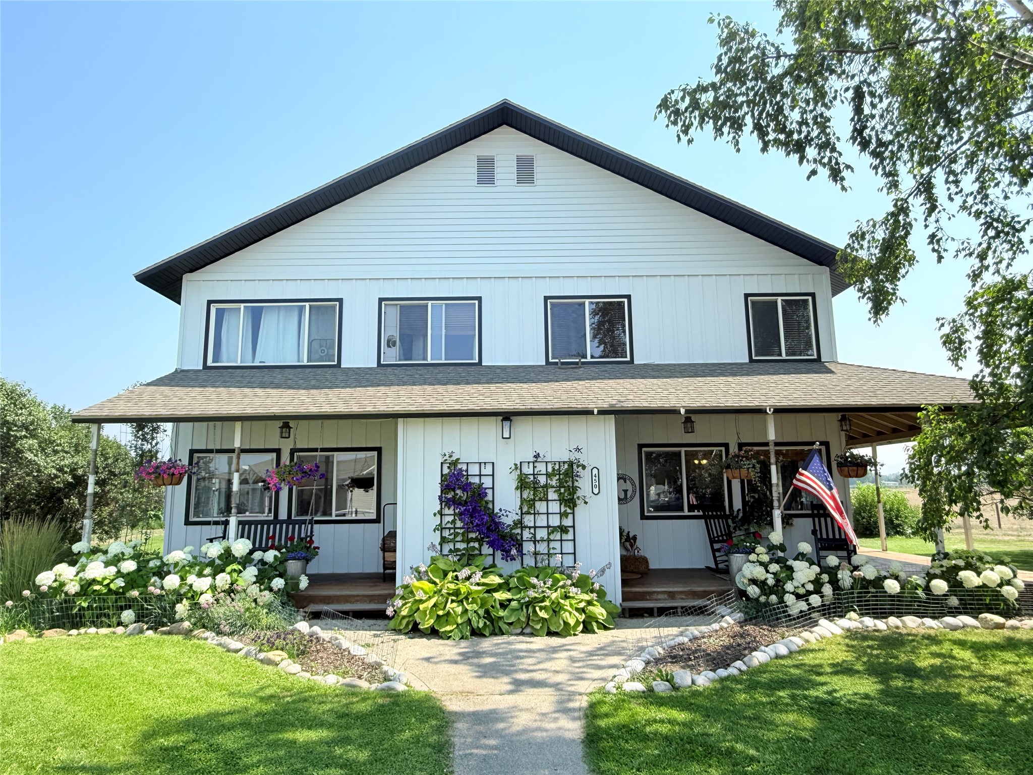 450 Brothers Way Property Photo 1