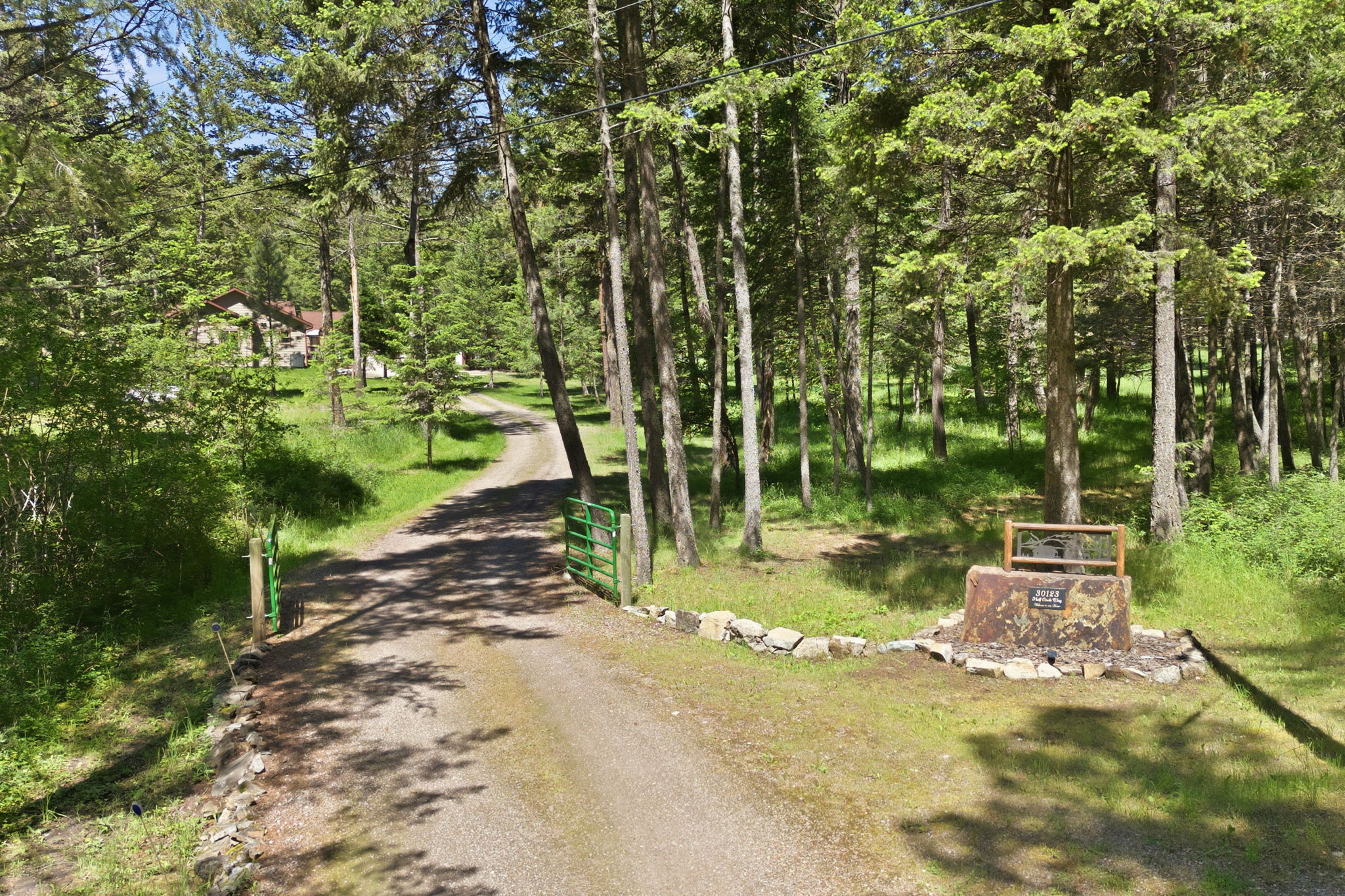 30123 Half Circle Way Property Photo 2