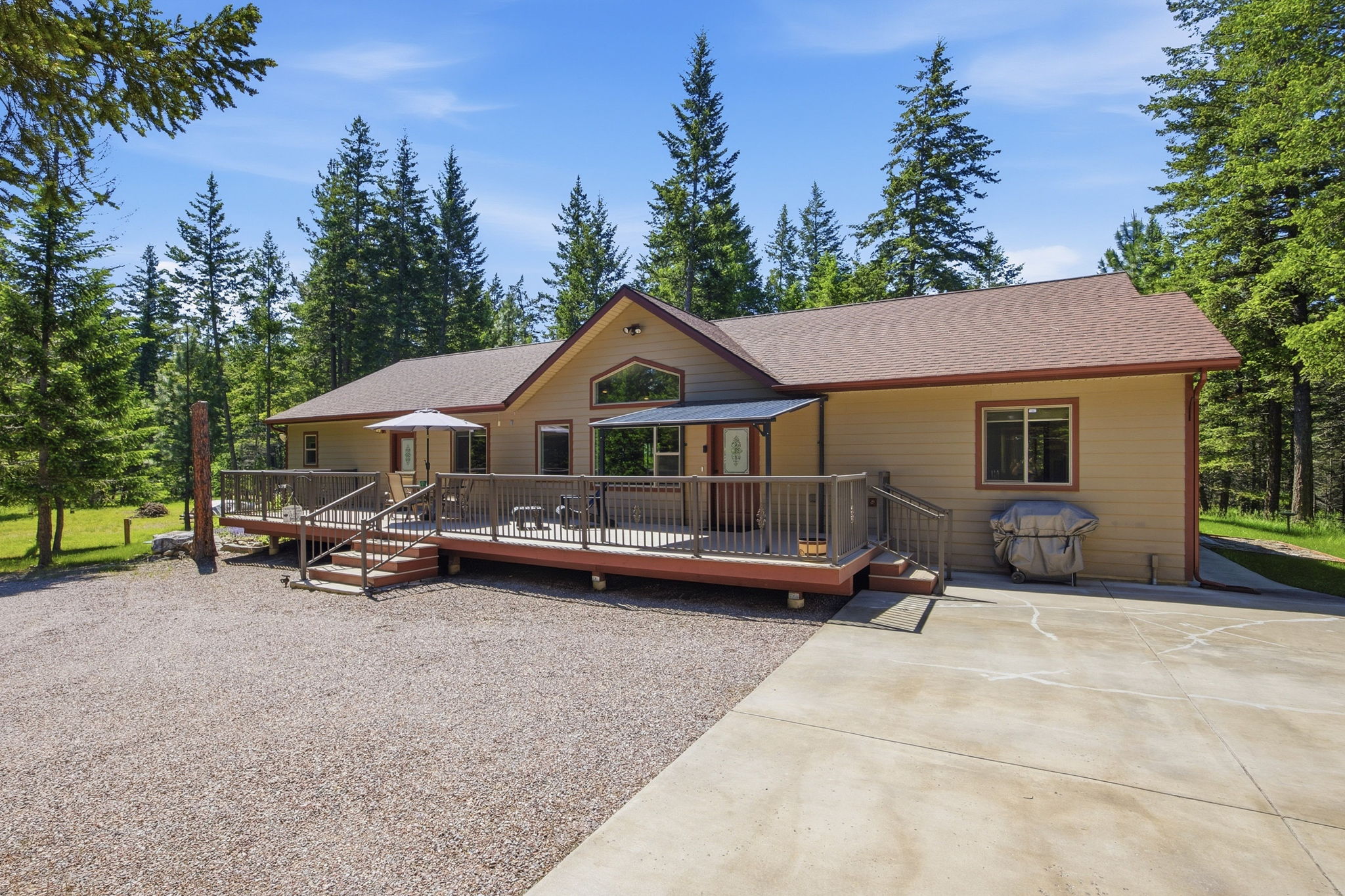 30123 Half Circle Way Property Photo 8