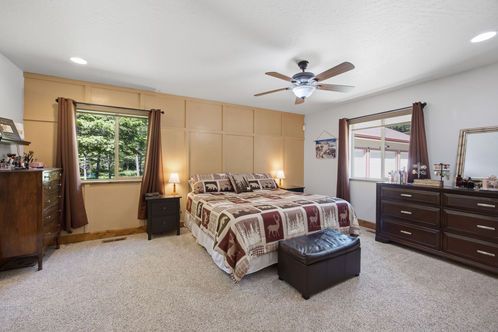 30123 Half Circle Way Property Photo 24