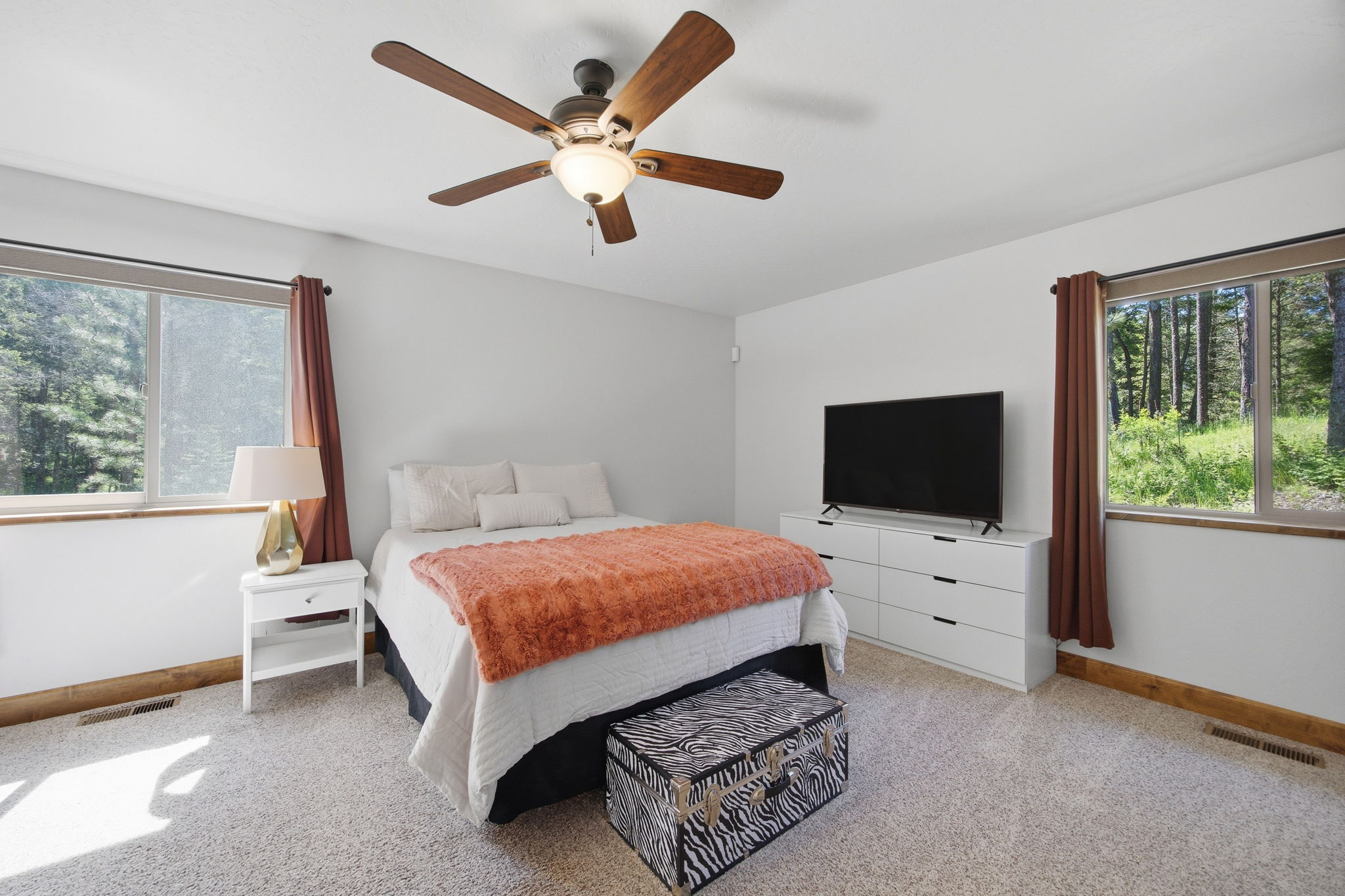30123 Half Circle Way Property Photo 29