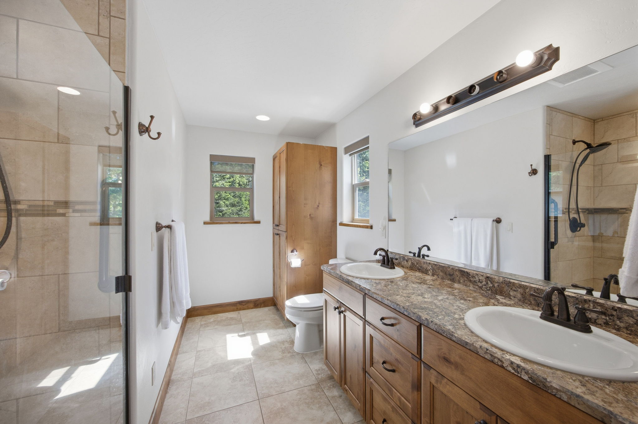 30123 Half Circle Way Property Photo 32