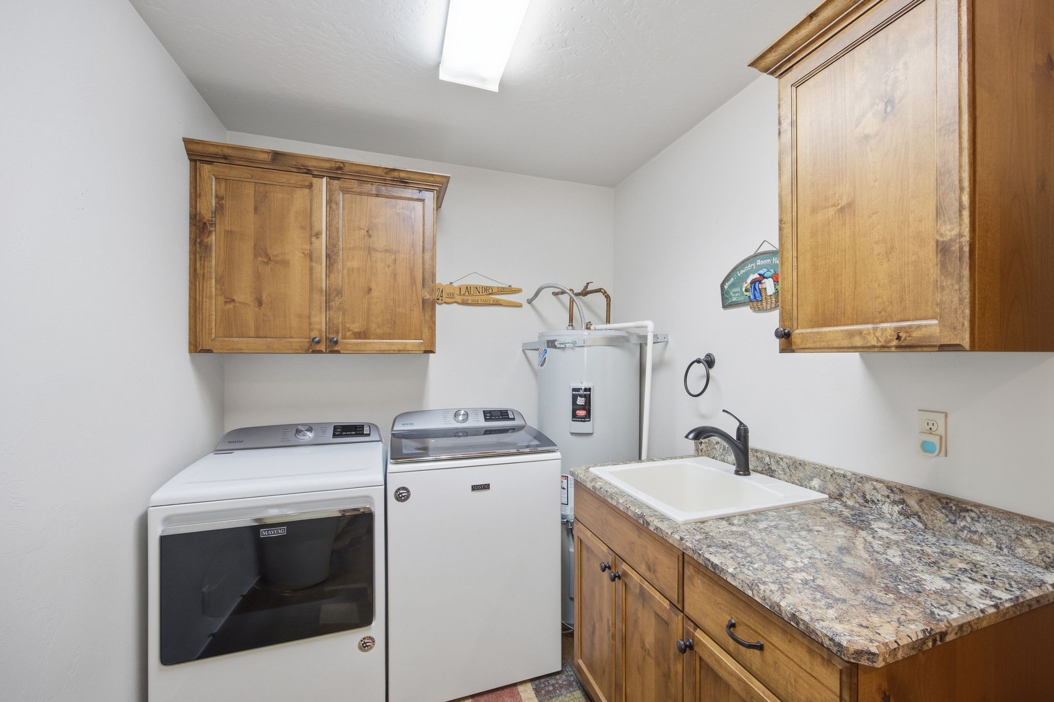 30123 Half Circle Way Property Photo 38