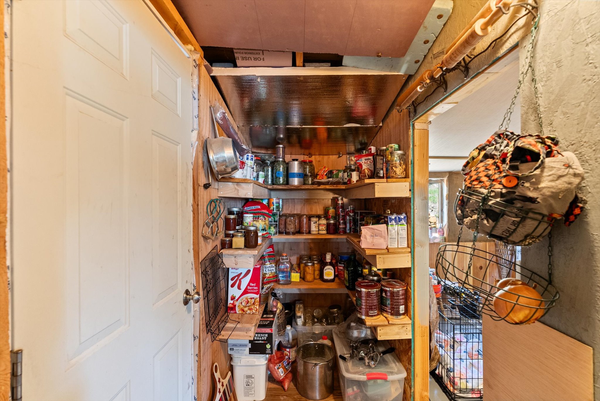3858 Westridge Road Property Photo 13