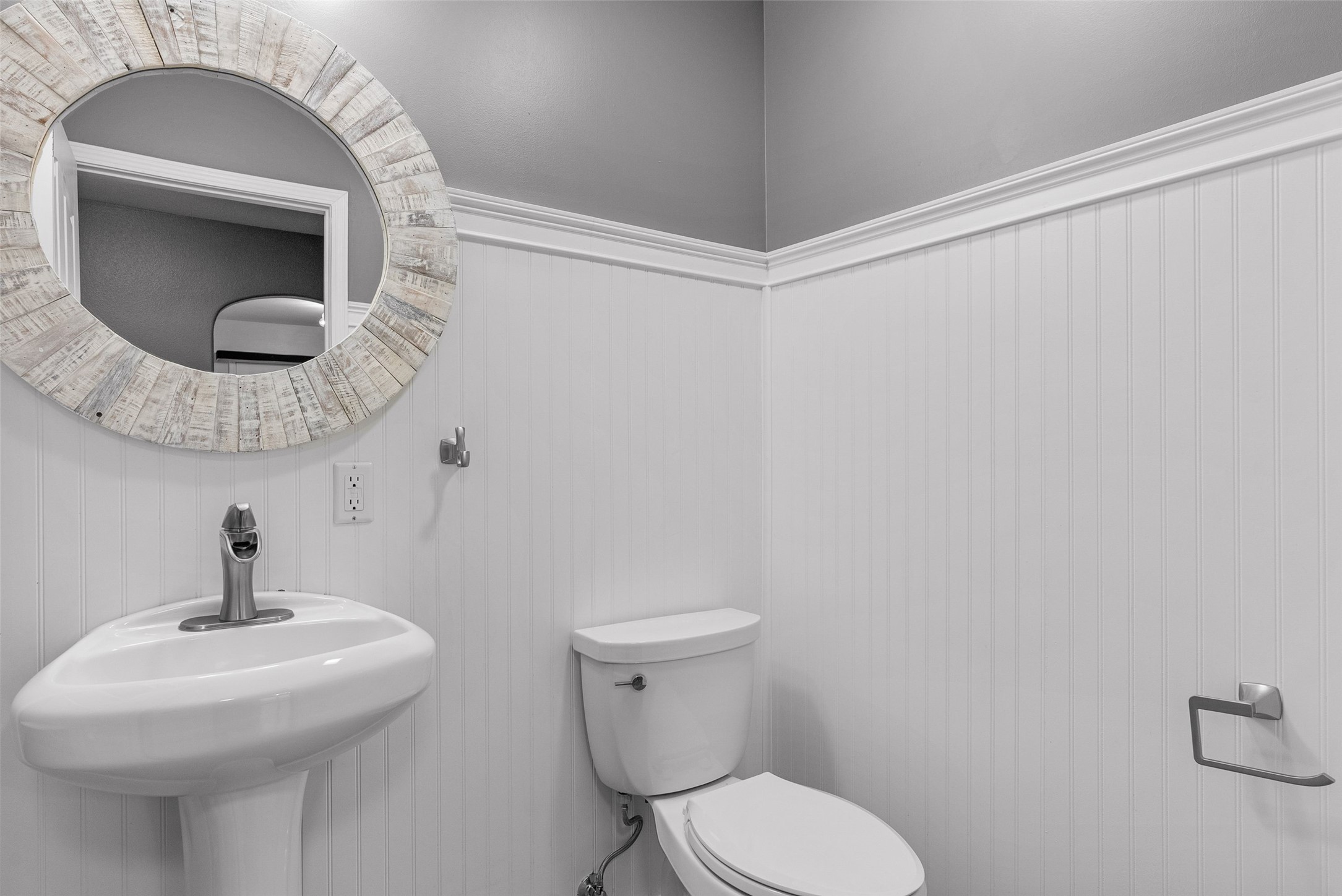 4607 Hillview Way Property Photo 44