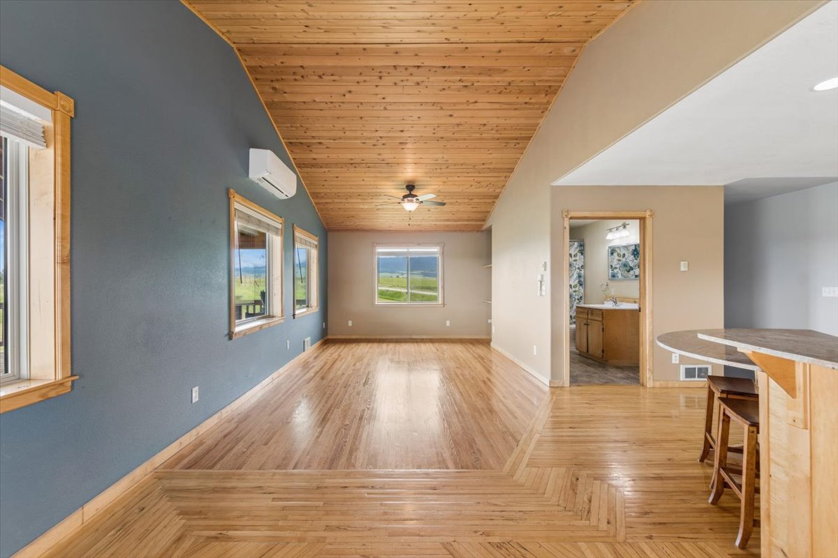 1245 Airport Road Property Photo 15