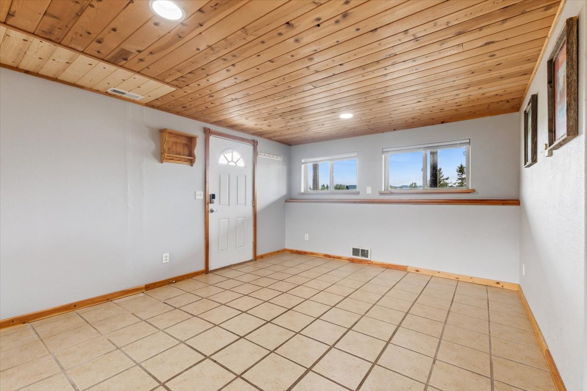 1245 Airport Road Property Photo 26