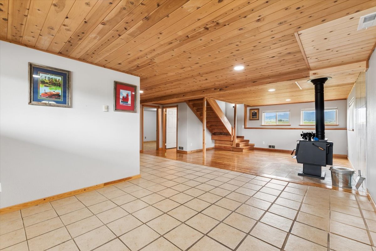 1245 Airport Road Property Photo 27