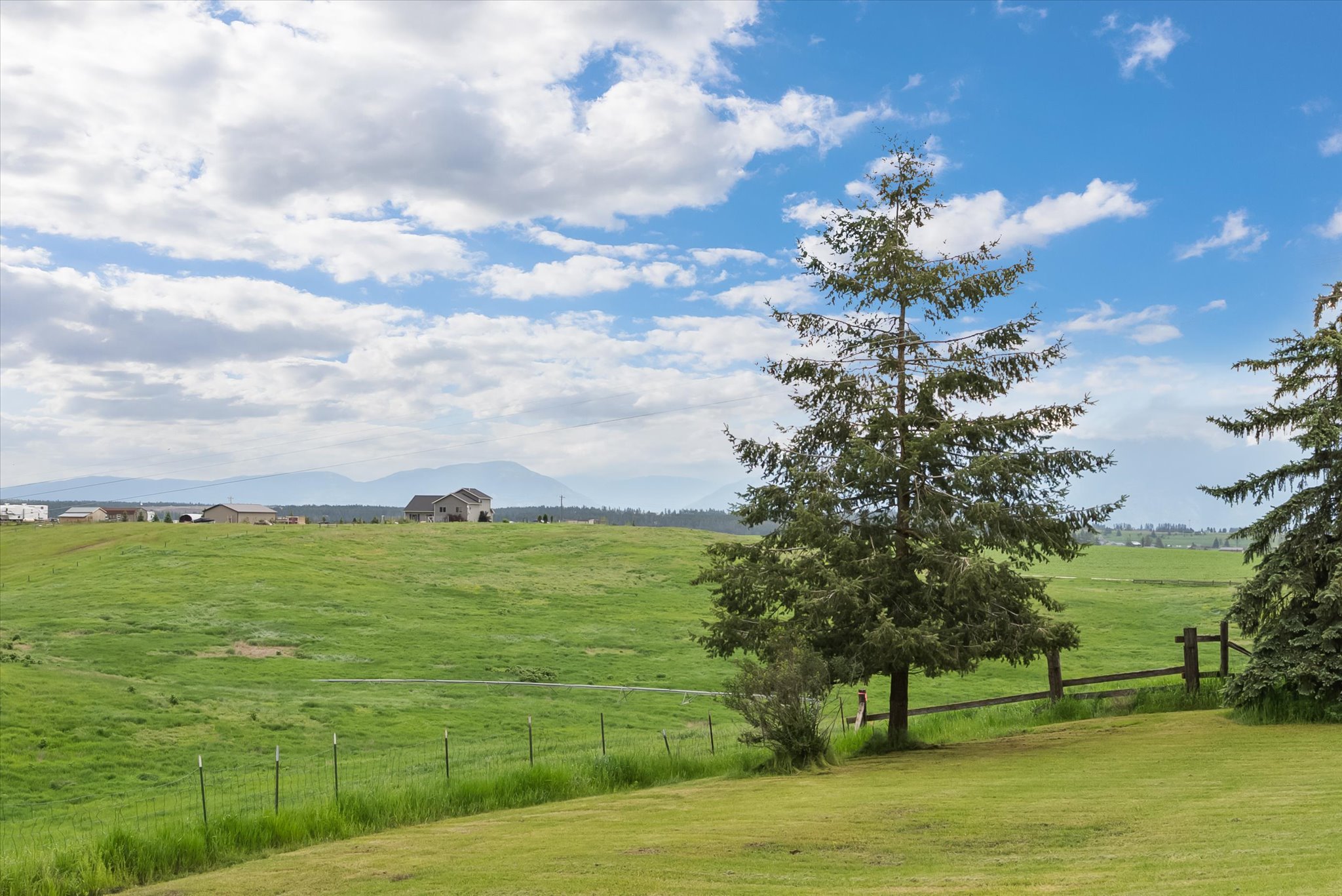 571 Lone Coyote Trail Property Photo 45