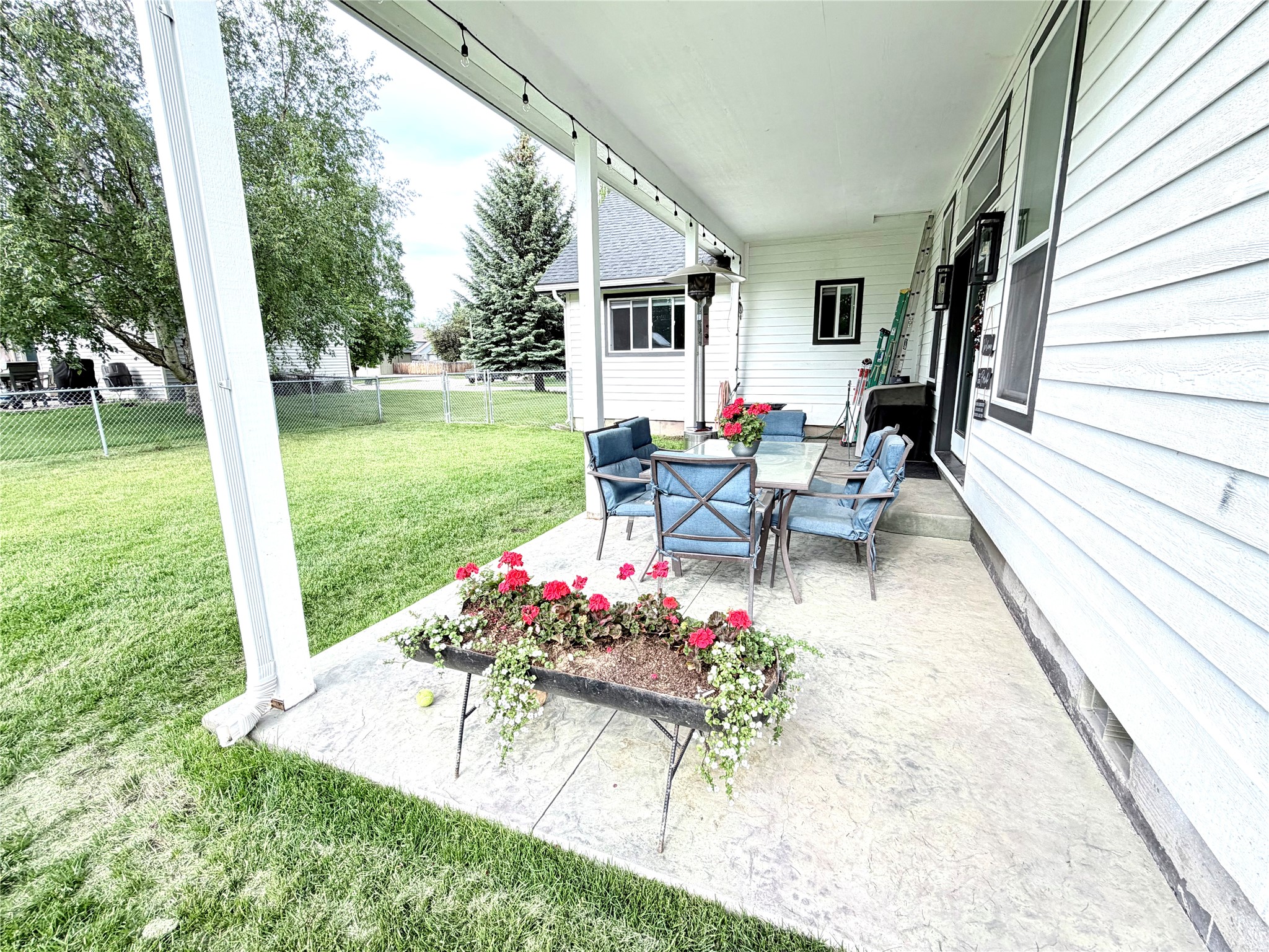 180 Buffalo Stage Property Photo 5