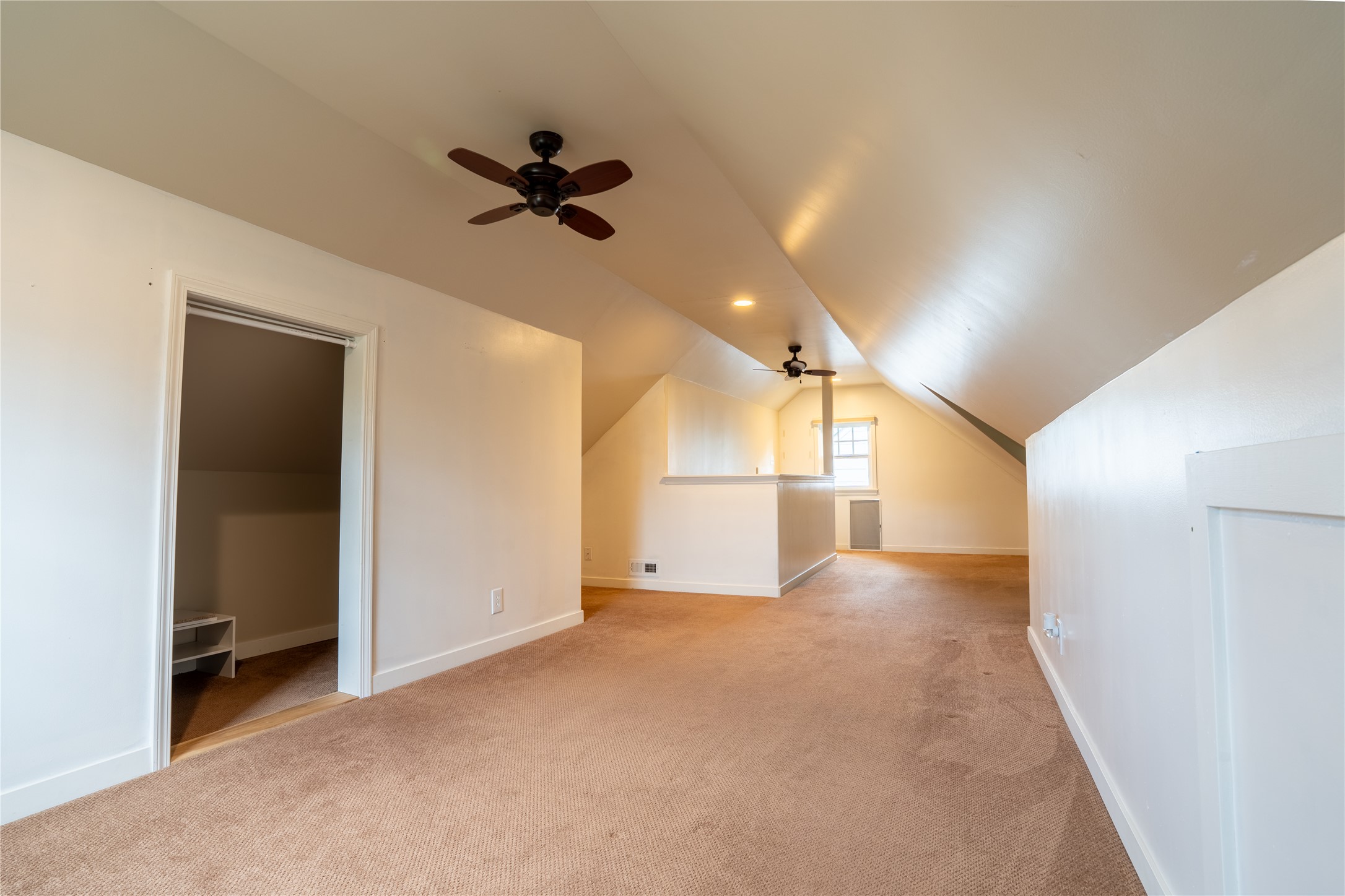 919 8th Avenue E Property Photo 18