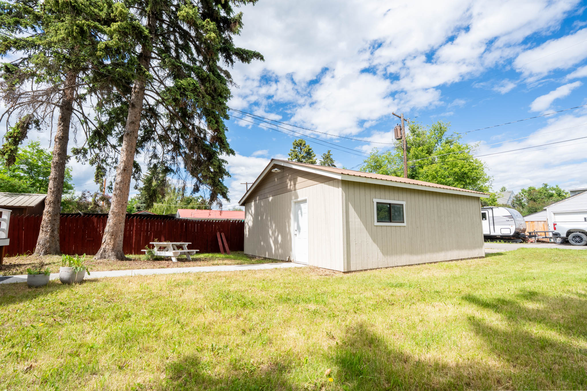 919 8th Avenue E Property Photo 25