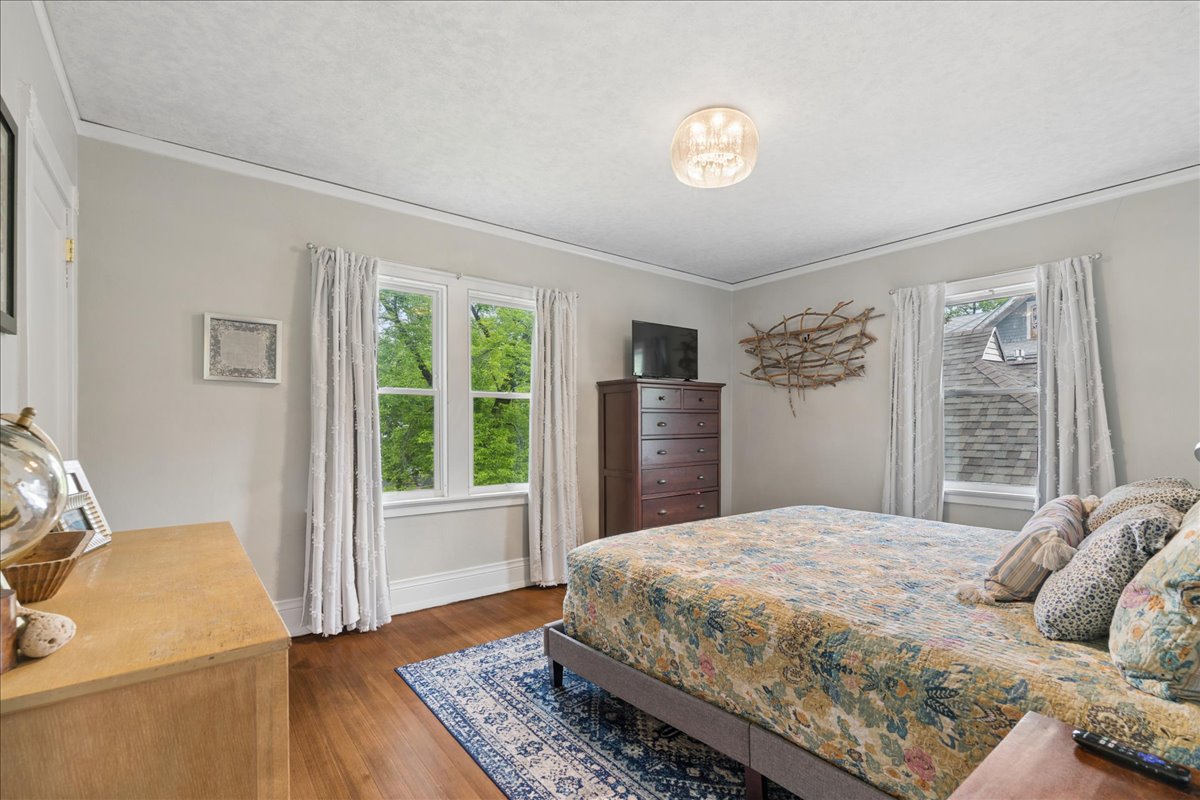 618 5th Avenue N Property Photo 13