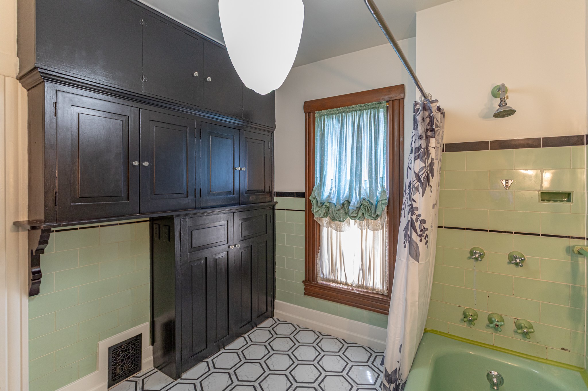 715 4th Avenue N Property Photo 33