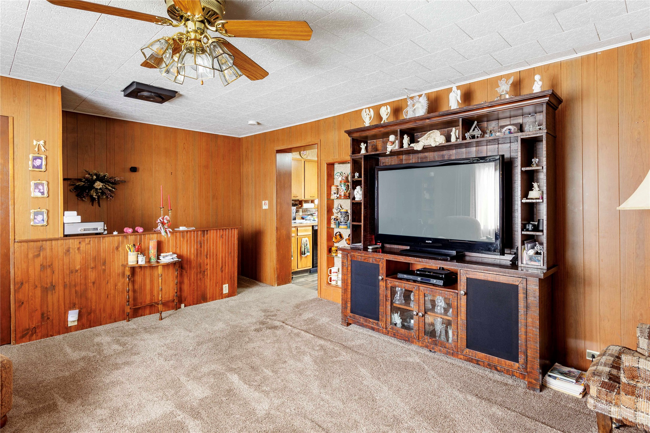 2100 Wall Street Property Photo 8