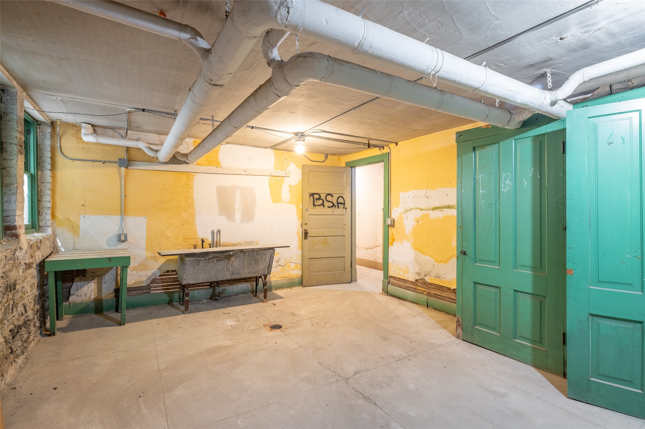 724 Monroe Avenue Property Photo 84