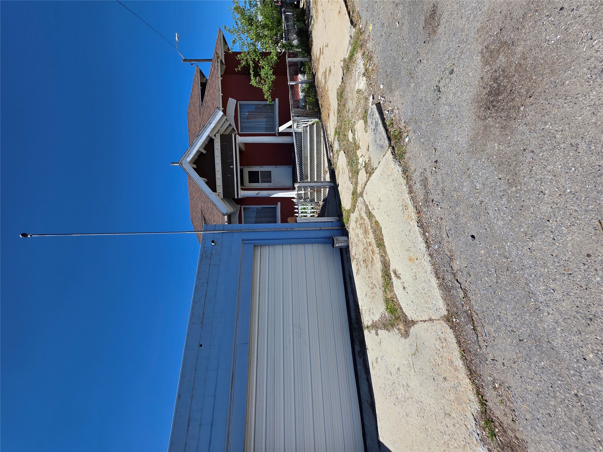 901 Delaware Avenue Property Photo 2