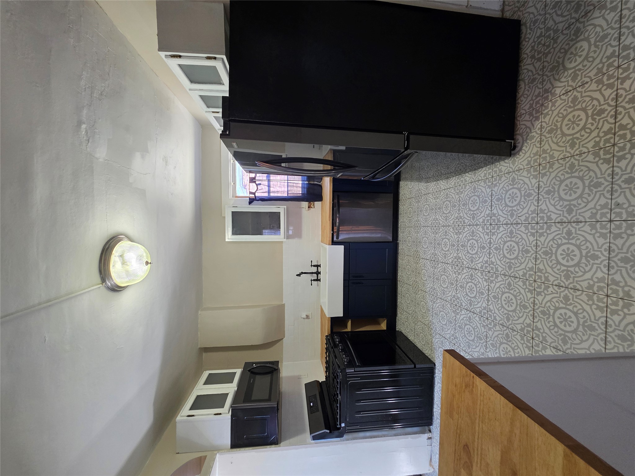 901 Delaware Avenue Property Photo 9