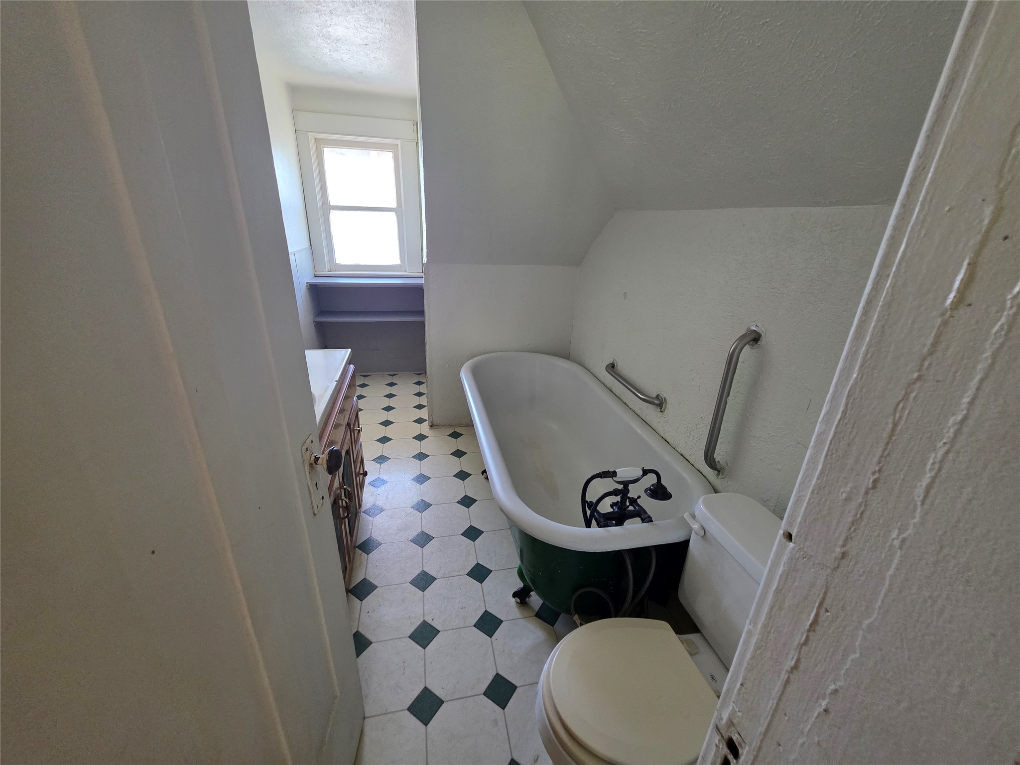 901 Delaware Avenue Property Photo 21