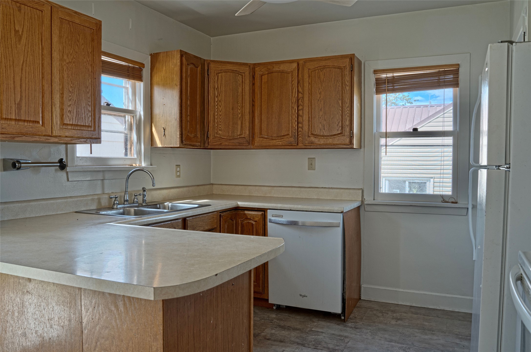 126 9th Avenue Se Property Photo 14
