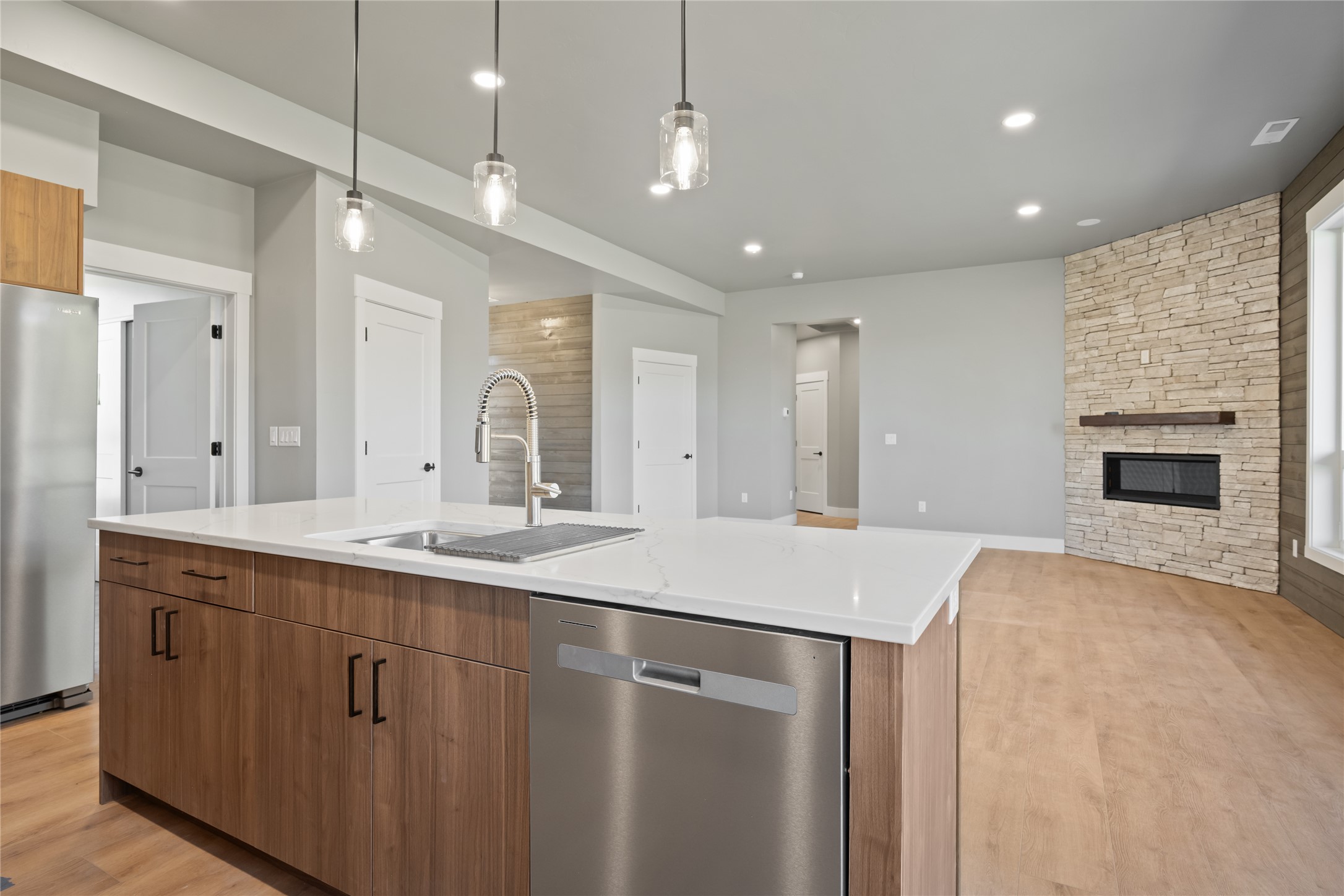 5699 Golf Drive Property Photo 14