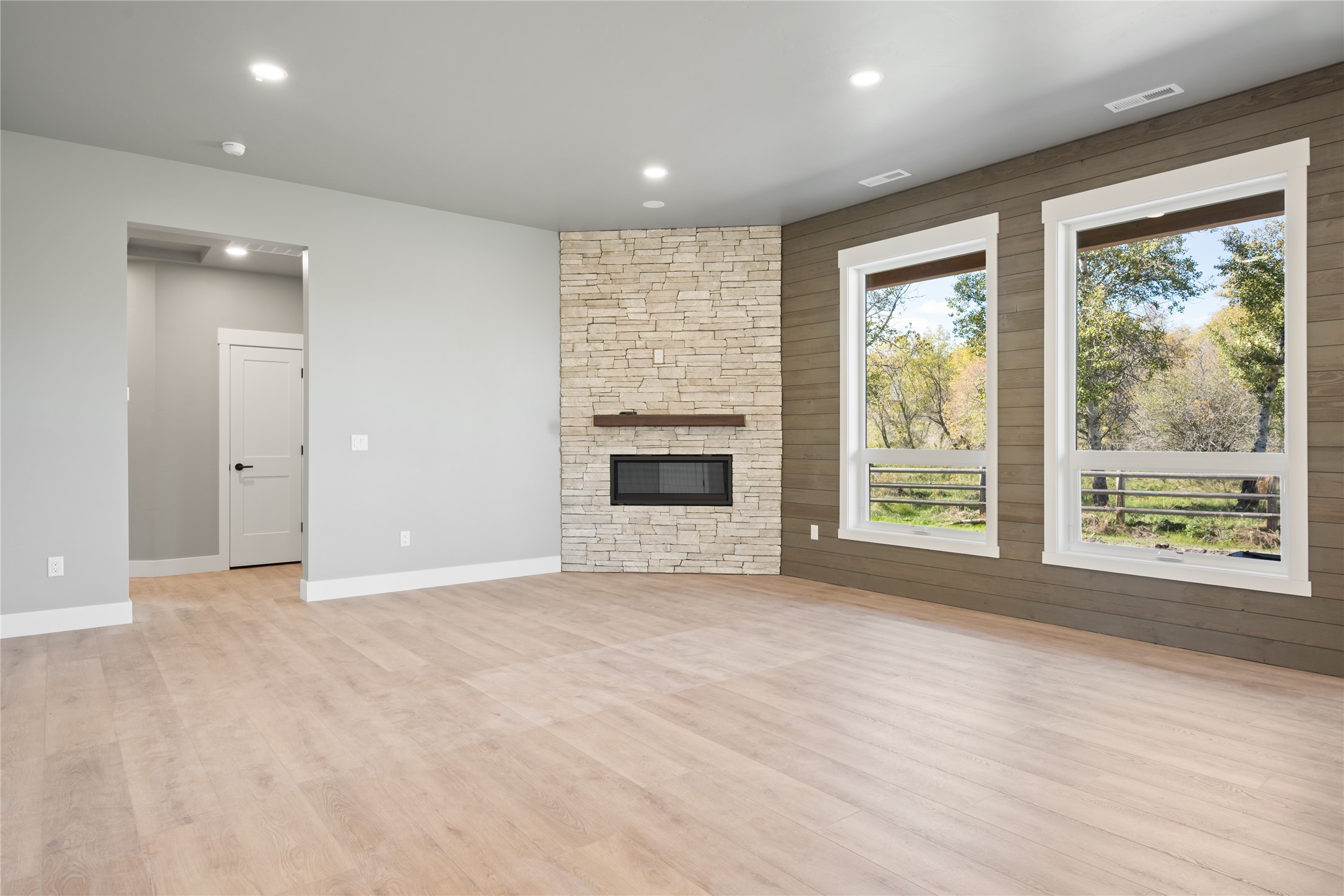 5699 Golf Drive Property Photo 20