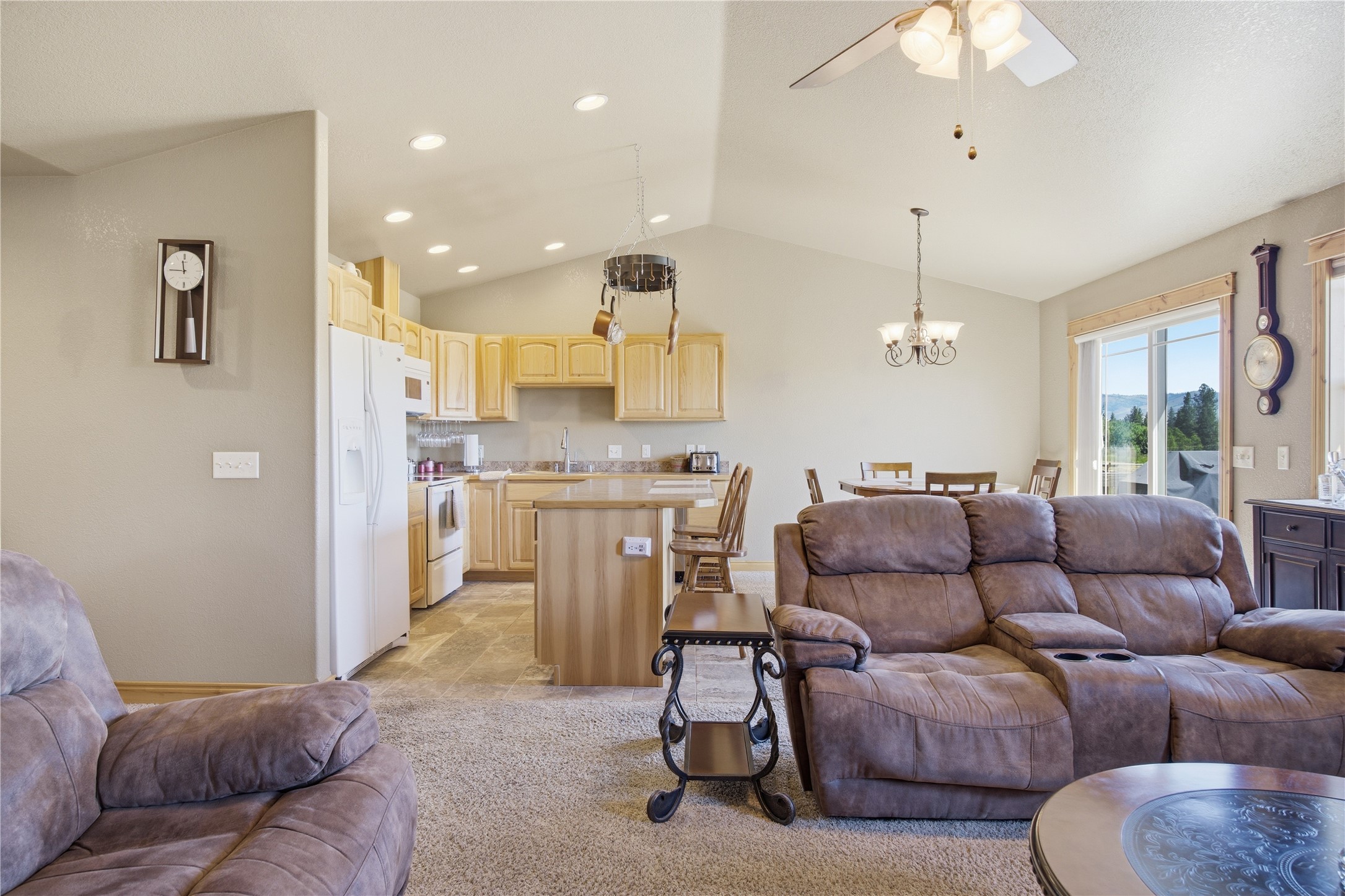 5874 Canyon Vista Drive Property Photo 7