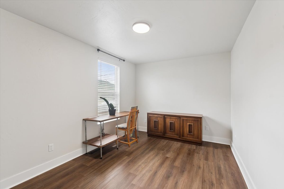 645 S Meridian Road Property Photo 17