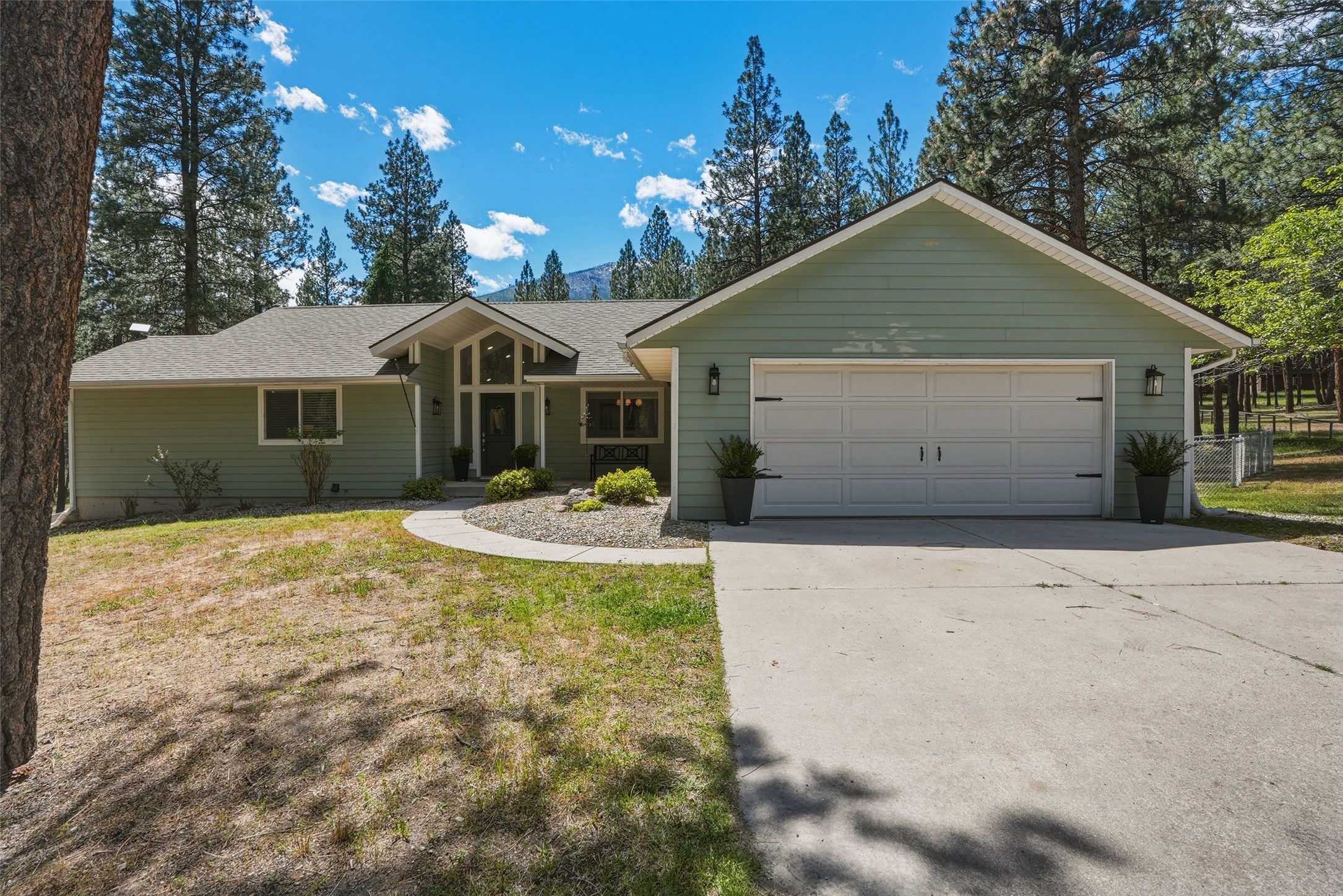 281 Wyant Lane Property Photo 1