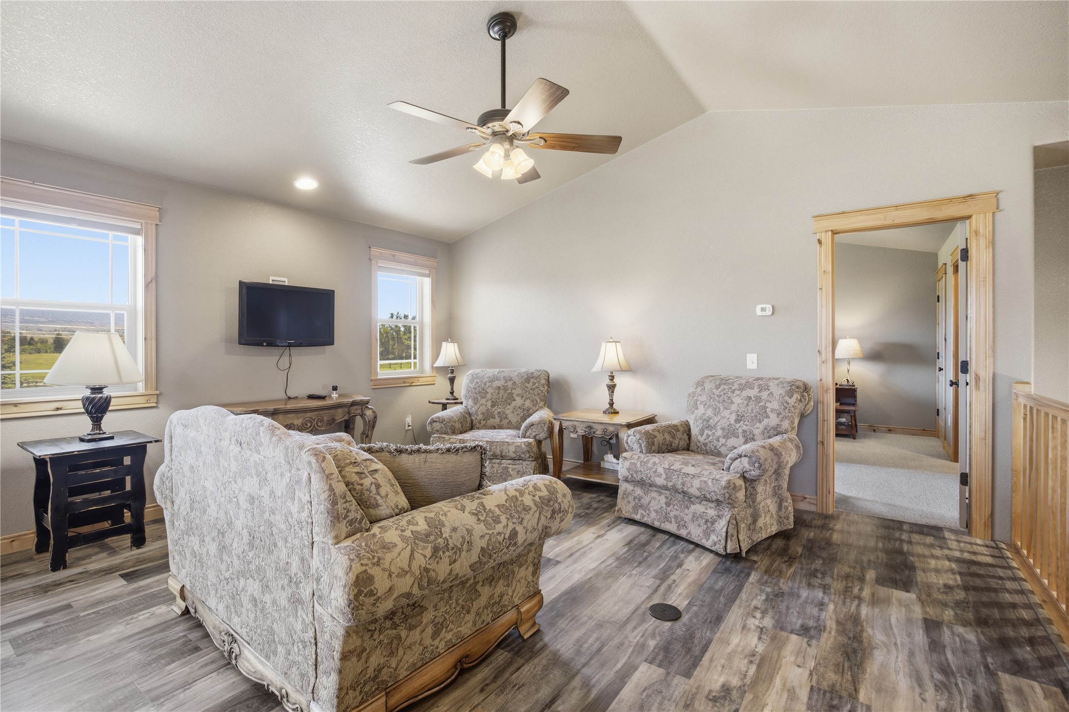 5872 & 5874 Canyon Vista Drive Property Photo 10