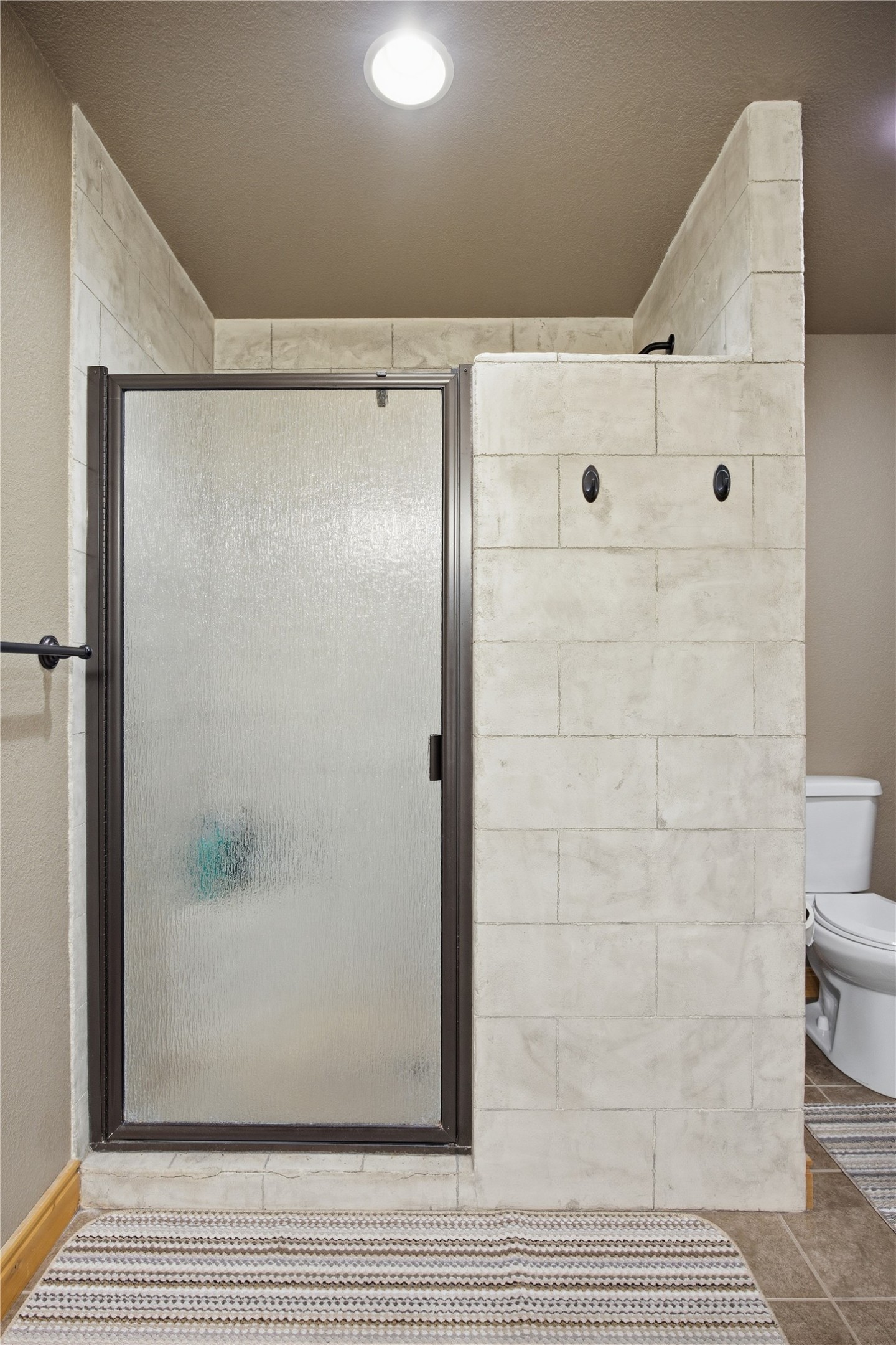 5872 & 5874 Canyon Vista Drive Property Photo 19