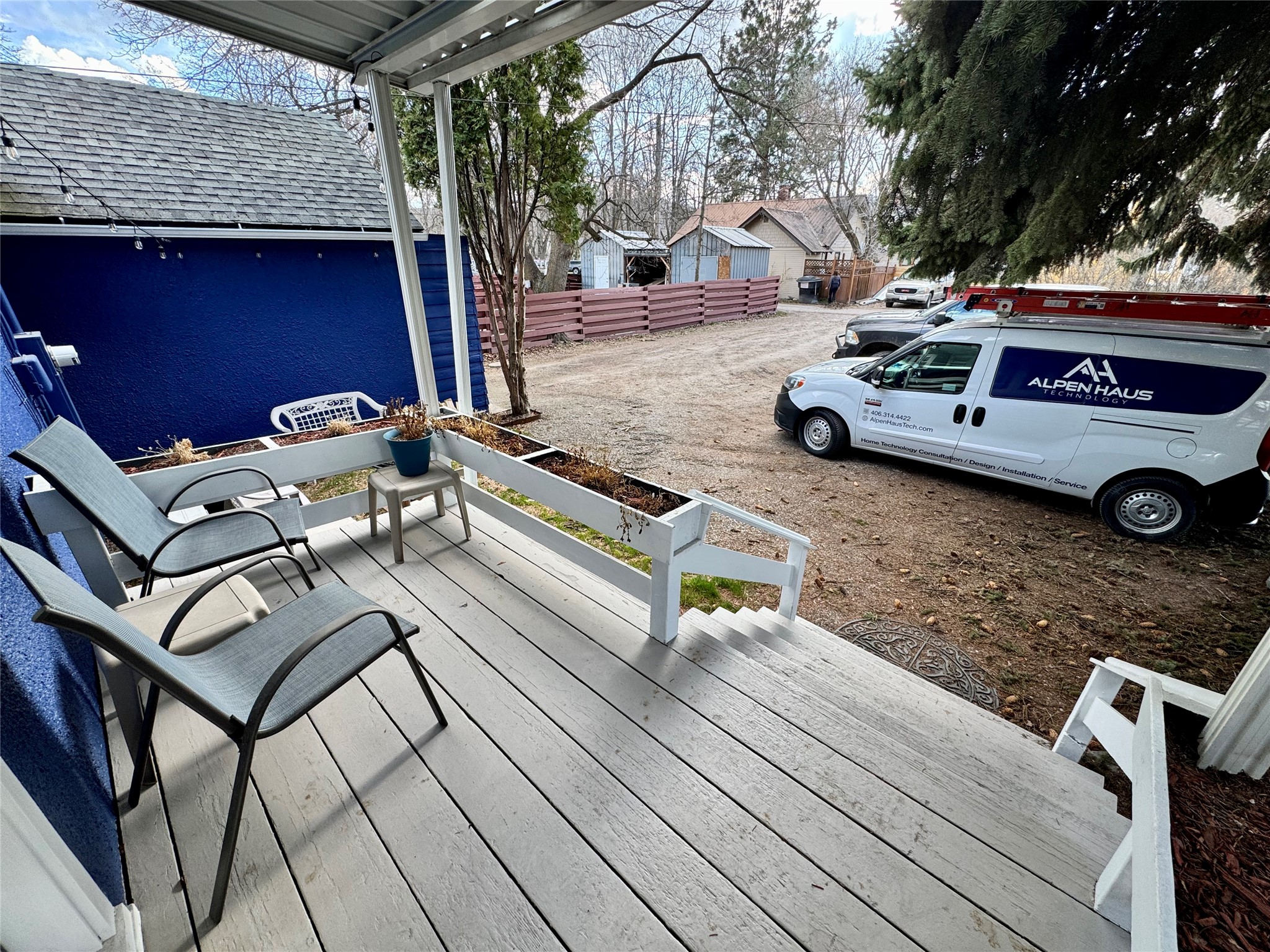 736 S Main Street Property Photo 10