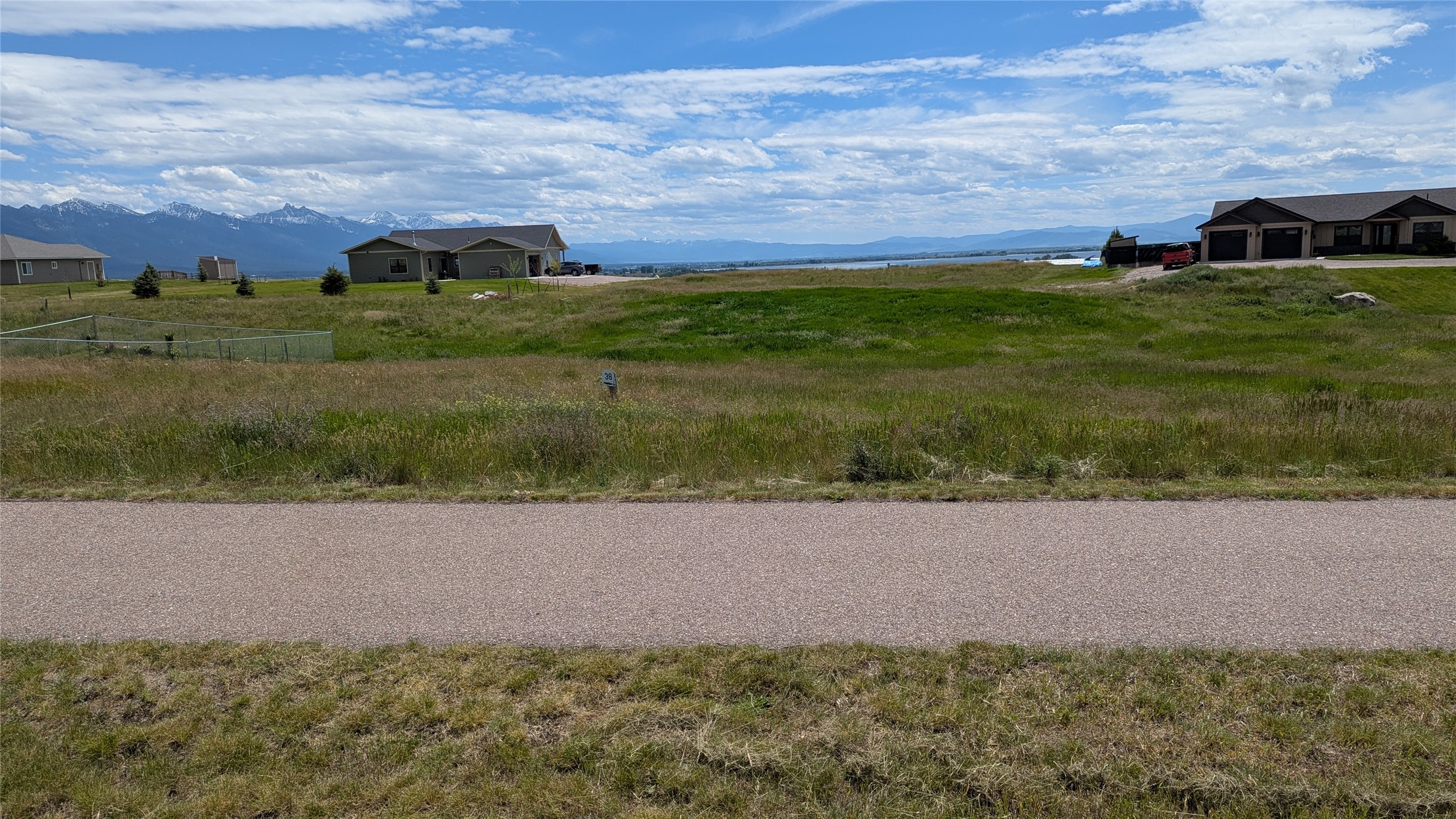 38 Skyview Lane Property Photo 1
