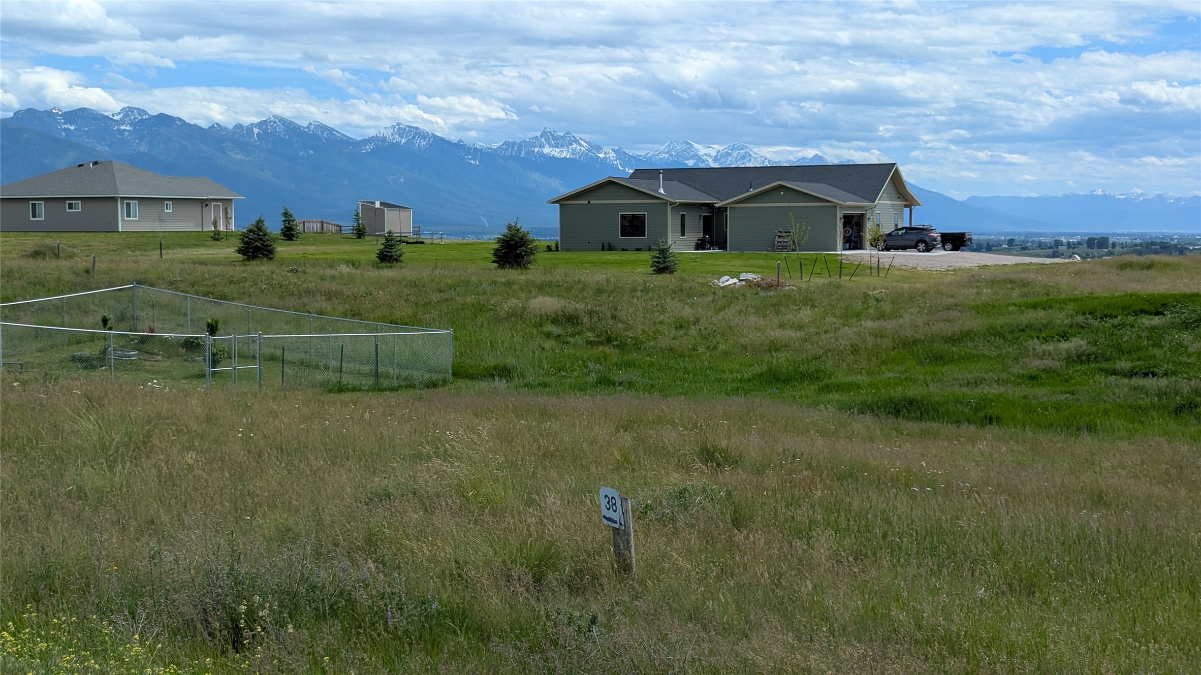 38 Skyview Lane Property Photo 2