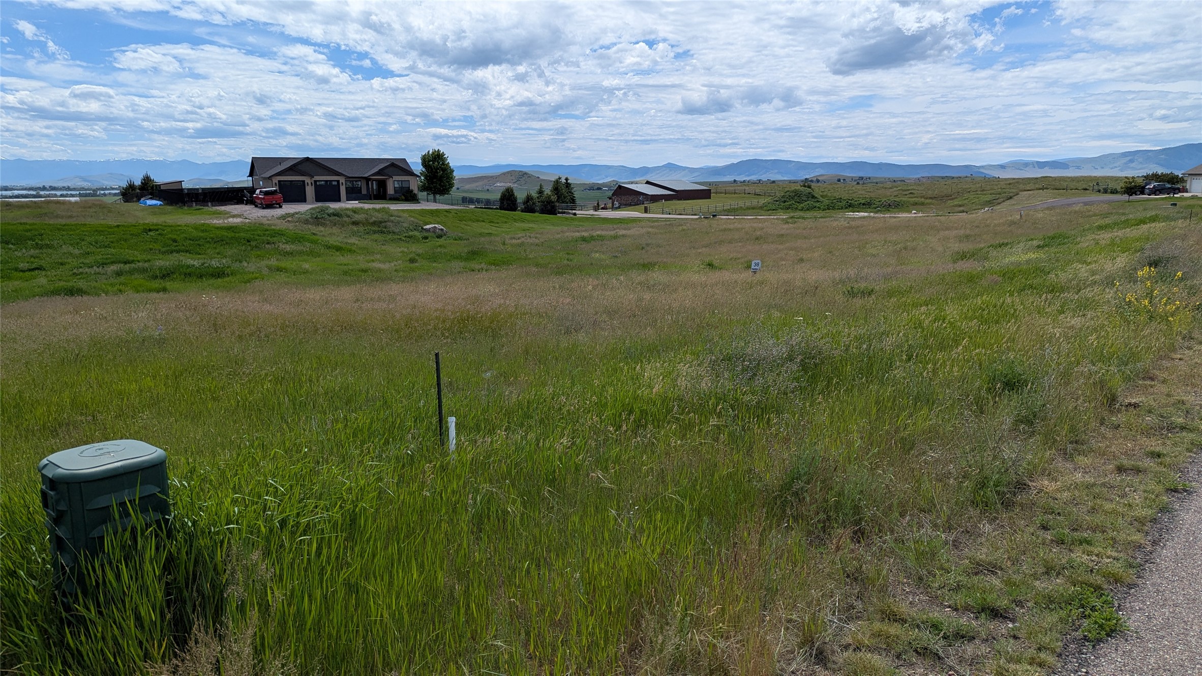 38 Skyview Lane Property Photo 3