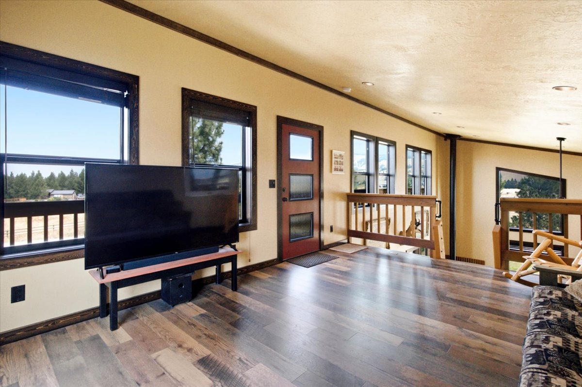 87 Velvet Grove Property Photo 21