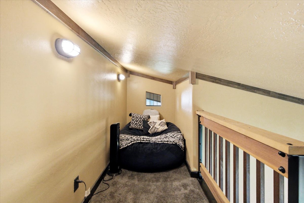 87 Velvet Grove Property Photo 27