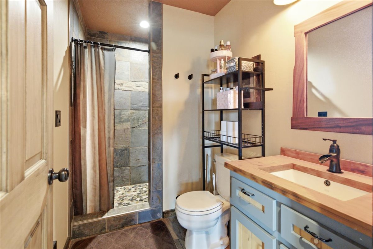 87 Velvet Grove Property Photo 29