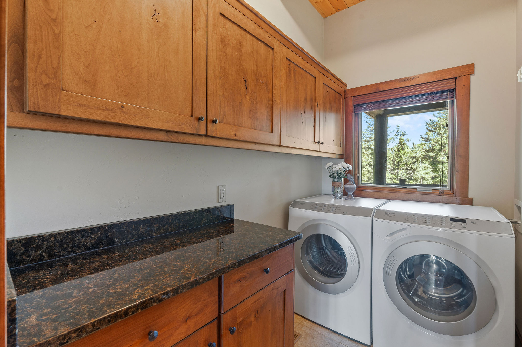 129 Bjork Drive Property Photo 32